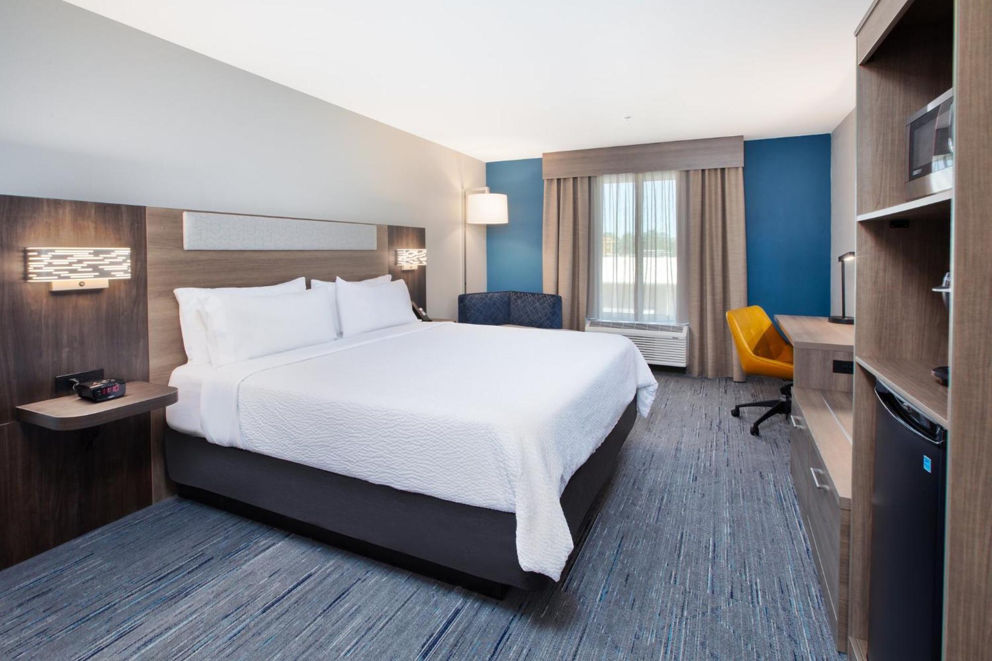 Holiday Inn Express Turlock By Ihg מראה חיצוני תמונה